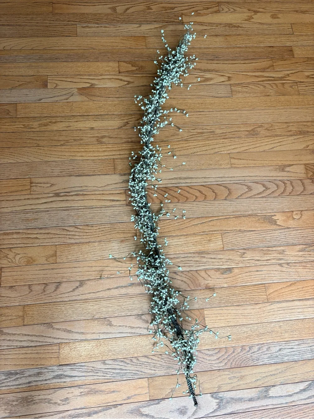Vintage Farmhouse Pip Berry Garland